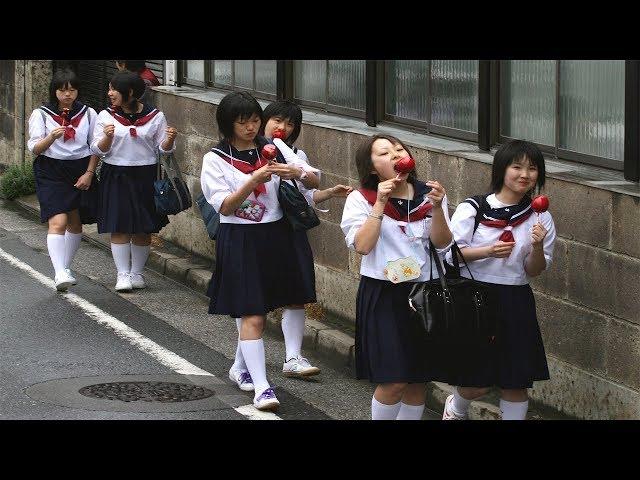 7 HAL UNIK DI JEPANG !! MURID CEWE DILARANG PAKE CELANA DALAM