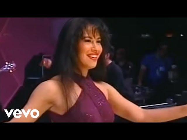 Selena - La Carcacha (Live From Astrodome)