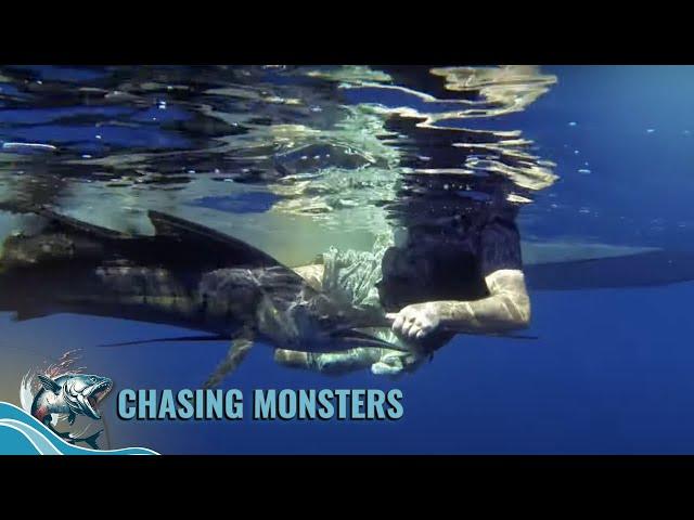 Handline Dorado Catch | Chasing Monsters