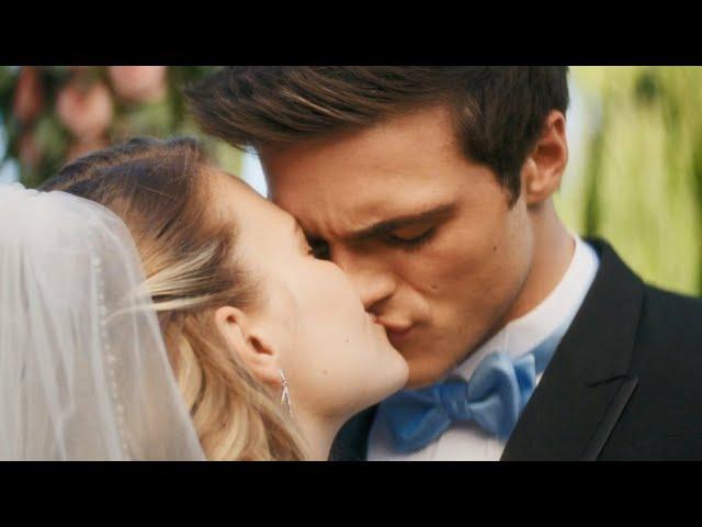 2 Hearts / Kiss Scenes — Chris and Sam (Jacob Elordi and Tiera Skovbye)