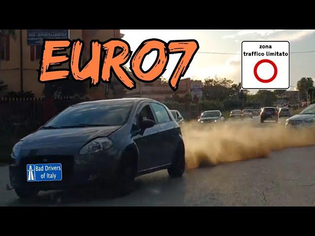 BAD DRIVERS OF ITALY dashcam compilation 12.19 - EURO7