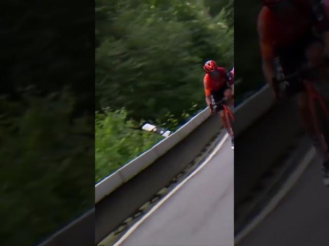 Pidcock descending at the Tour de Suisse ‍The young Brit with his incredible descending skills 