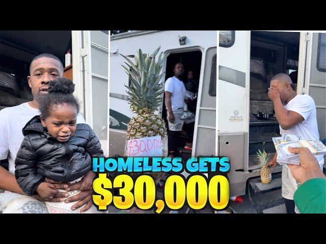 Millionaire blessed homeless man with $30,000 and his story made me cry