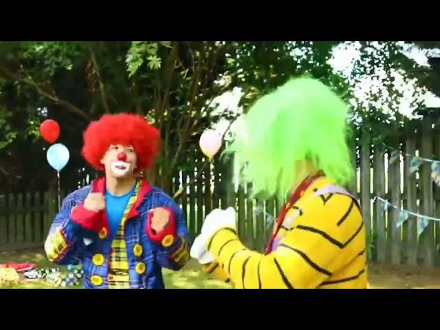 Clown fight to the phonk. Клоуны дерутся под фонк