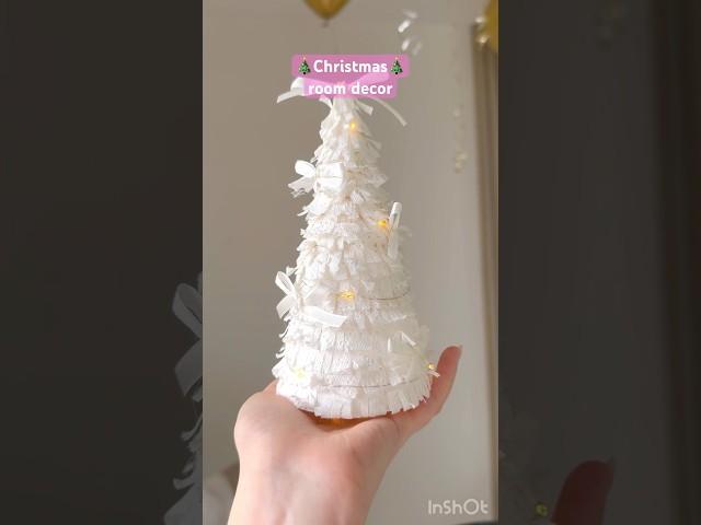 Christmas room decor idea DIY Christmas tree