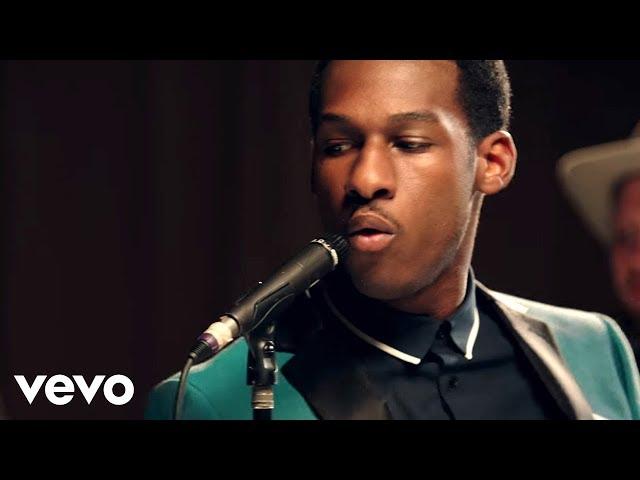 Leon Bridges - Smooth Sailin' (Official Live Video)