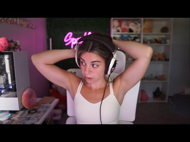 [4K] Twitch girl stunning underarms