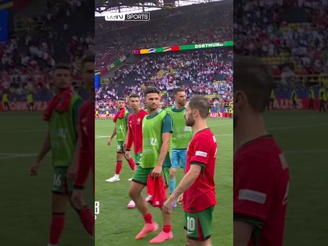  GONÇALO RAMOS taclé par un stadier à la fin du match ! #shorts