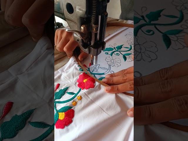 "Easy Free Motion Embroidery!  | Sewing Machine Art #Shorts"