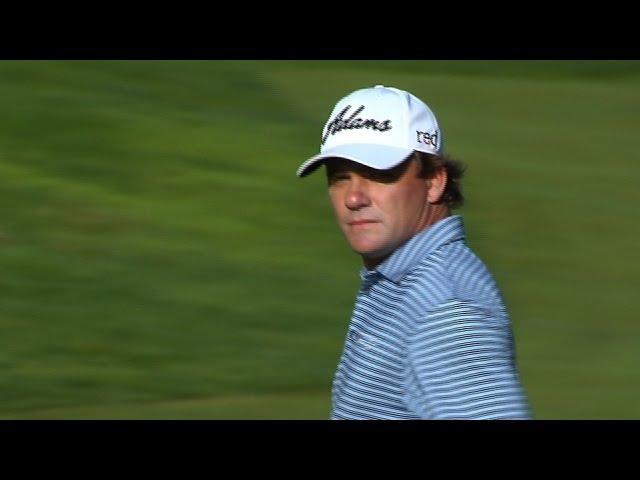 Nicholas Thompson holes chip shot at Travelers