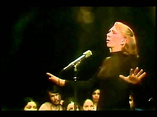 TÚ QUE PUEDES, VUÉLVETE. MARÍA DOLORES PRADERA