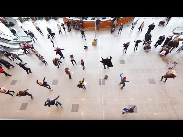 Флэшмоб в Домодедово: танцуют все! | Flash mob in Domodedovo Airport