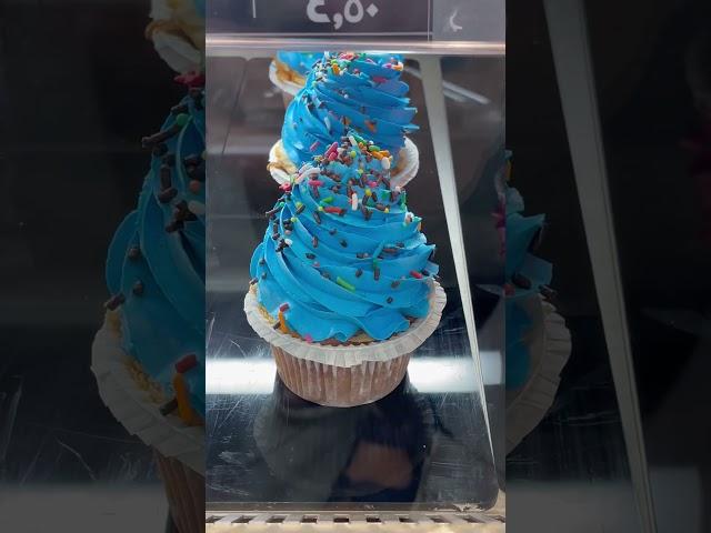 Cute Blue Cupcakes #cute #cupcake #amazing #yummy #shorts