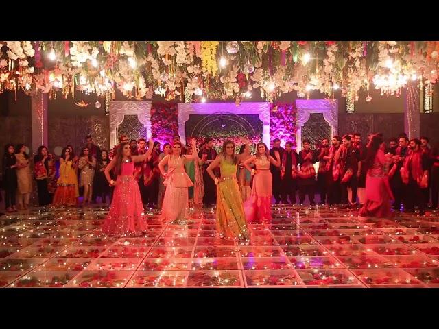 Best Mehndi Dance || Pakistani Wedding || Best Wedding |