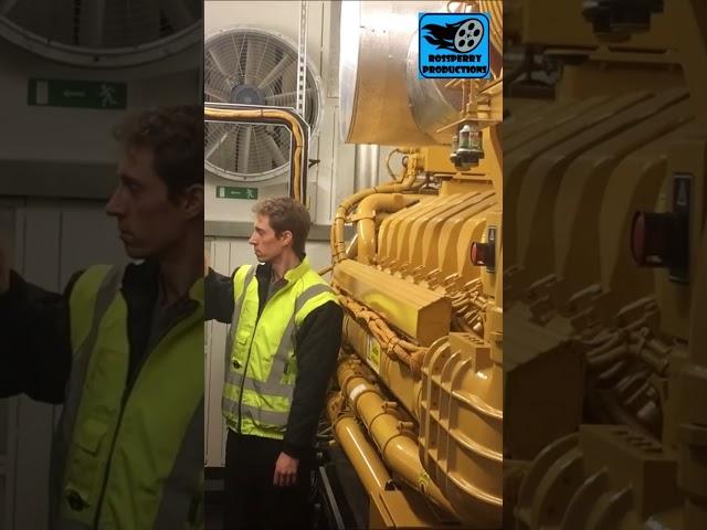 4000hp Caterpillar V16 Diesel Engine Start Up