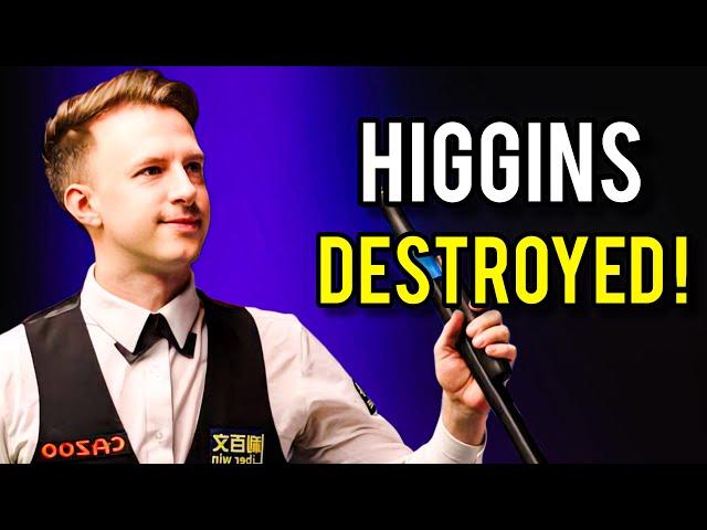 Judd Trump is trying his best to defeat John Higgins