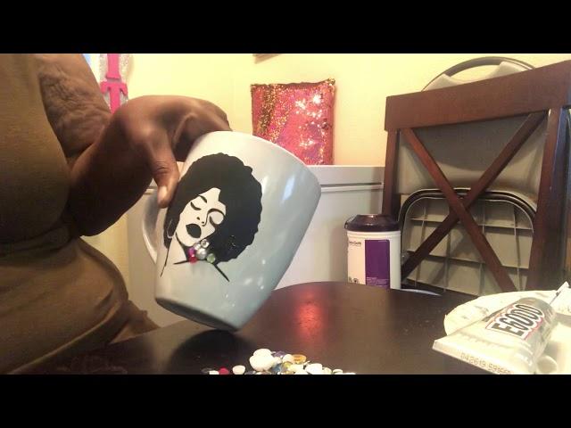 Making rhinestone mugs DIY#pinkmotivation #diymugs #diyrhinestonemug #latricenobles