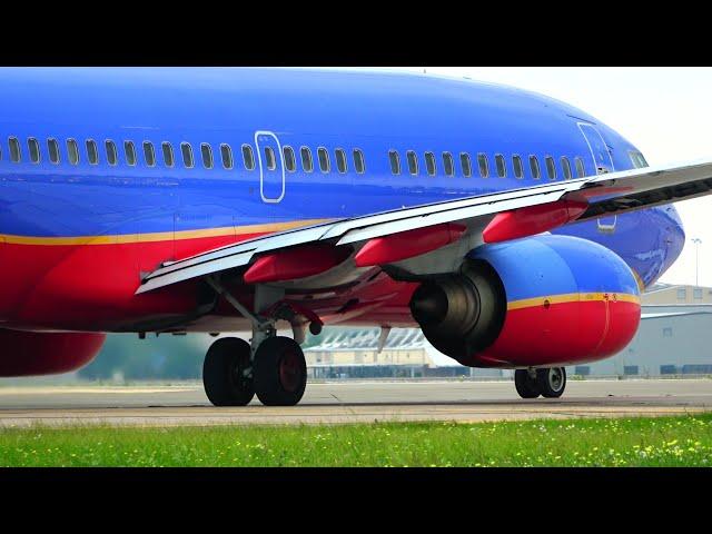 (4K) 15 Minutes of Close Up Plane Spotting at Houston Hobby Airport 2021