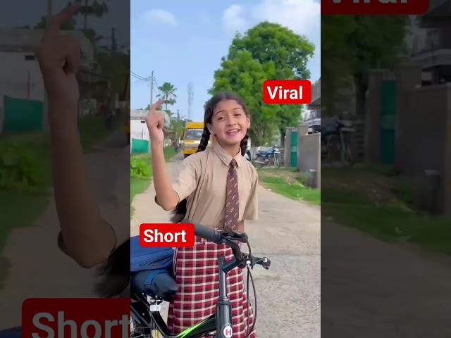 #ytshorts #shorts #viral #school #mje maje##iski Bahan ki maje maje