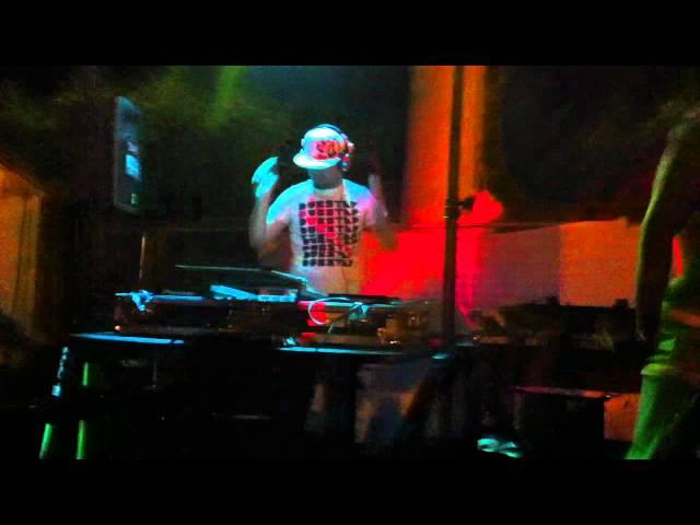 Korban Dallas @ Ravers In Wonderland