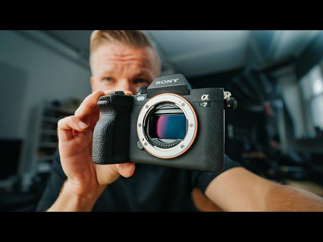 Sony A7 IV Review // Good but Not What You Were Expecting???