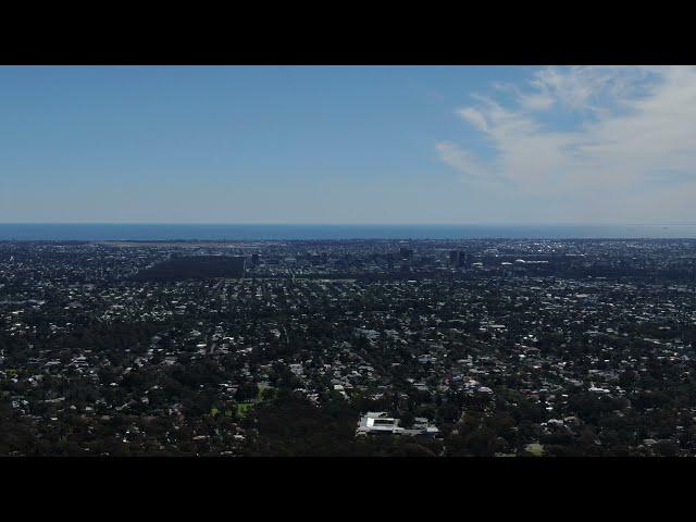 From the Adelaide lookout, part 2. Towards the quary!