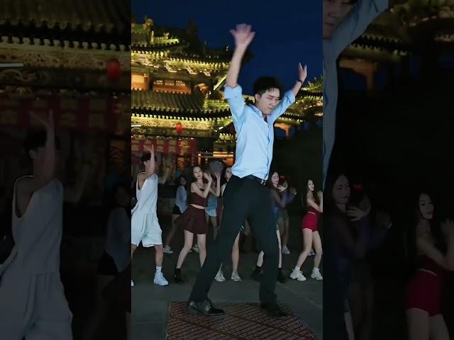 韩老弟 航少 梦想舞团航少团队Lead dancer