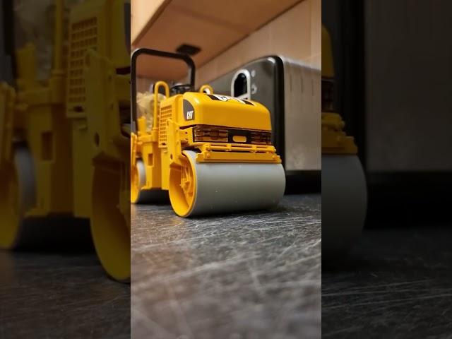 Road roller #roadroller #youtubeshorts #shorts