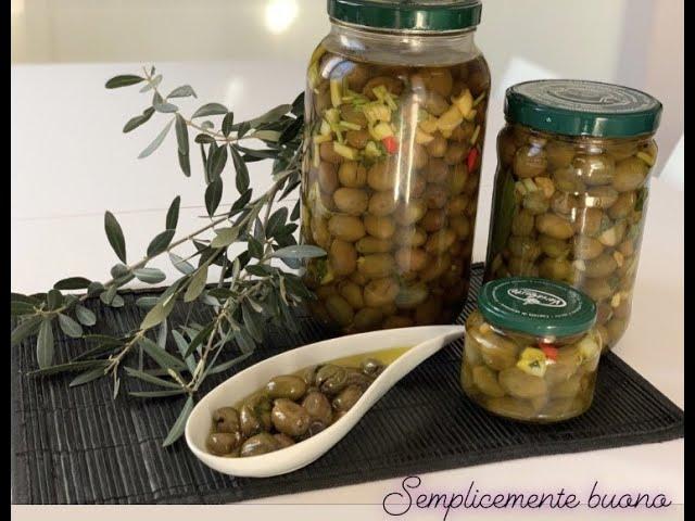 OLIVE VERDI Schiacciate e Condite sott'olio- ricetta calabrese