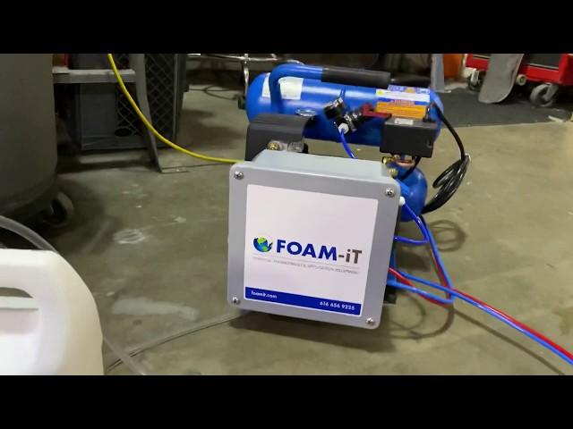 Foam-iT Pre-mix Electric Fog / Mist unit.