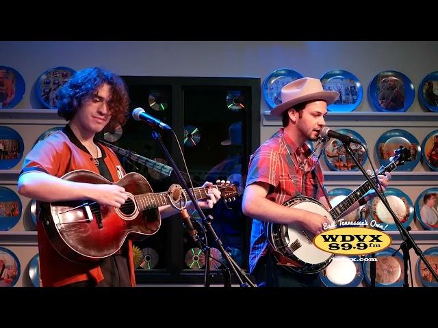 Eli Fox "Spending All My Money in the Rain" live on the WDVX Blue Plate Special 09-03-22