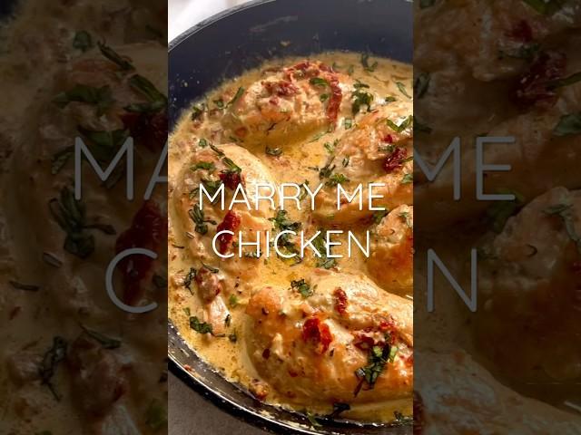 Make this easy Marry Me Chicken for dinner! #chicken #dinner #marryme #parmesanchicken