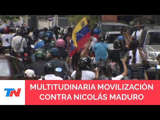 TENSIÓN EN VENEZUELA I Represión en la multitudinaria manifestación contra el régimen de Maduro