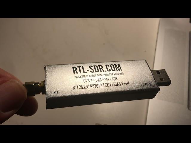Rtl-sdr V3 returned defective one and new one works better