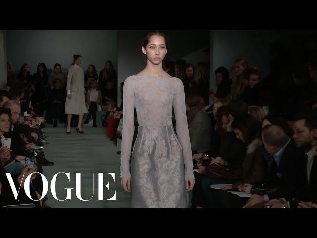 Oscar de la Renta Fall 2016 Ready-to-Wear | New York Fashion Week