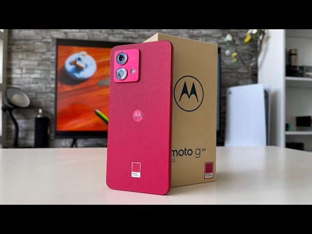 Unboxing & Analyzing the Motorola Moto G84: P-OLED Screen to Snapdragon Insights