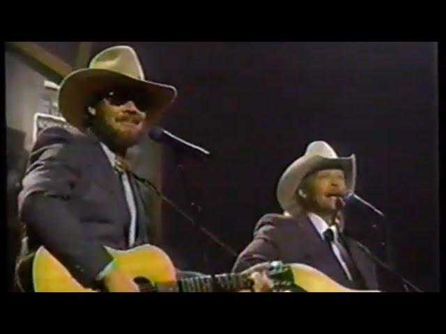 Hank Williams, Jr and Alan Jackson - Mind Your Own Business - 1996 Grand Ole Opry 70th Anniversary