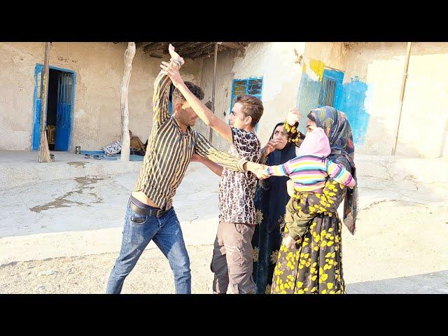 Documentary on the life ofFarhanaz and her baby Soroush from gathering firewood to cooking breakfast