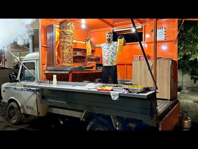 Doner Kebab Sale on a Pickup Truck Throughout the Night - Turkish Street Food Compilation