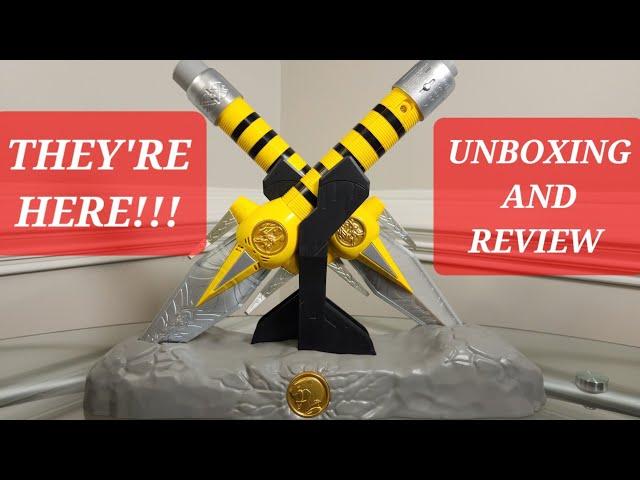 Hasbro Lightning Collection Power Daggers, Unboxing and Review