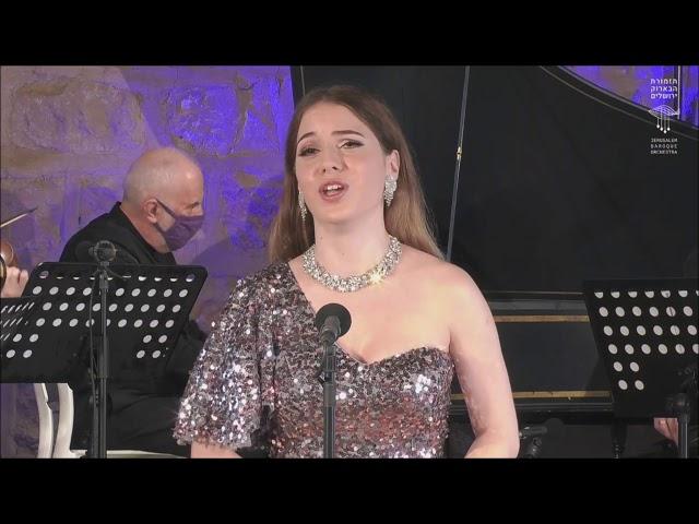 Karina Radzion - aria of Xerxes "Ombra mai fu" from opera ''Xerxes",Händel