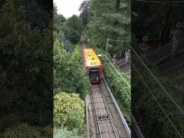 Funicular Como-Brunate, en su descenso