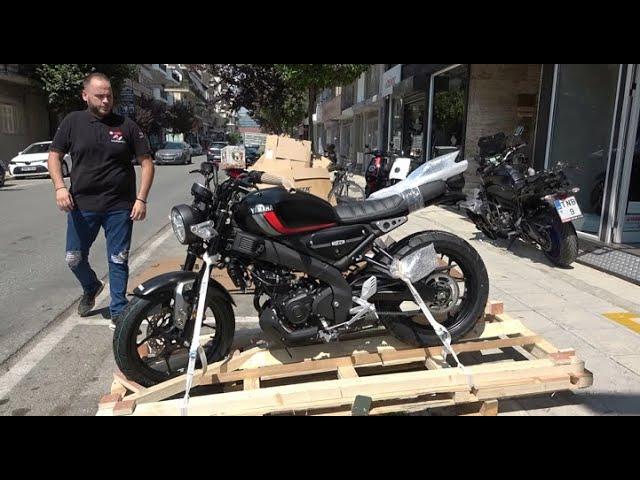 unboxing 2021 YAMAHA XSR 125cc