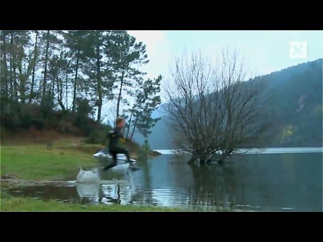 Walk on water (Liquid Mountaineering)