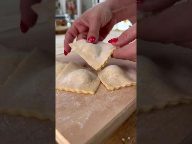 Easy: How to Make Ravioli from Scratch