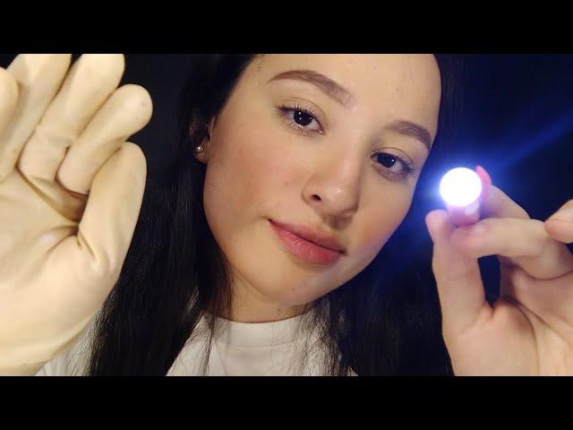 ASMR Español | DOCTORA REVISA TU CUERO CABELLUDO | DERMATOLOGÍA ROLEPLAY