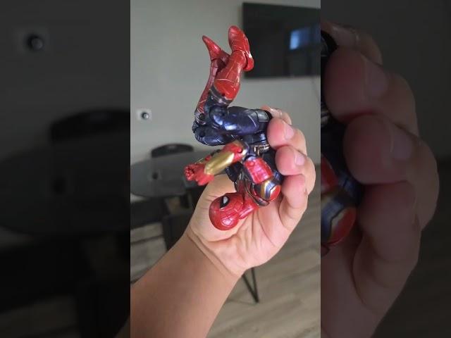 Iron Spider swinging (stop motion)