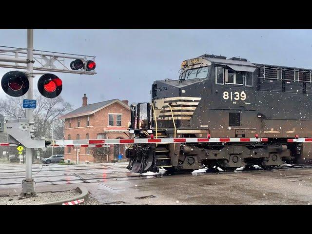 Train Interrupts Dinner Again!  2 Trains Knock Down Signals!  New VRF Camera, 4 Trains In Glendale