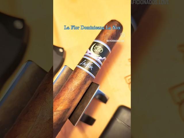 La Flor Dominicana La Nox  #aficionados #enjoyment #luxury #zigarre #zigarrenreview #cigarsdaily