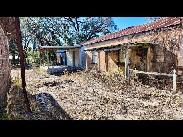 Florida Roadside Attractions & Abandoned Places - Forgotten Haunted Jail & Storm Struck TOWN OF MAYO